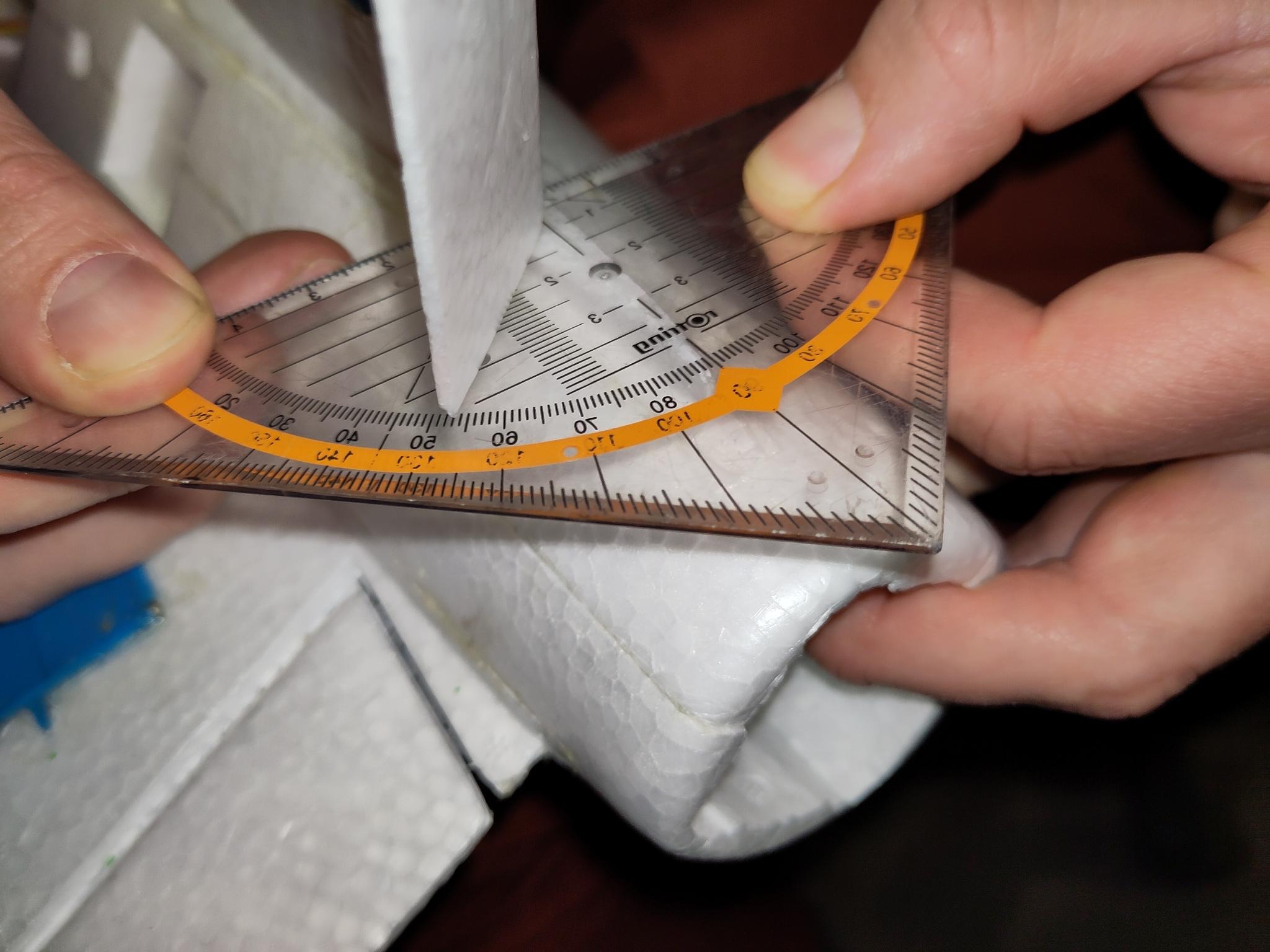 vtail_servo_mount_angles1.jpeg