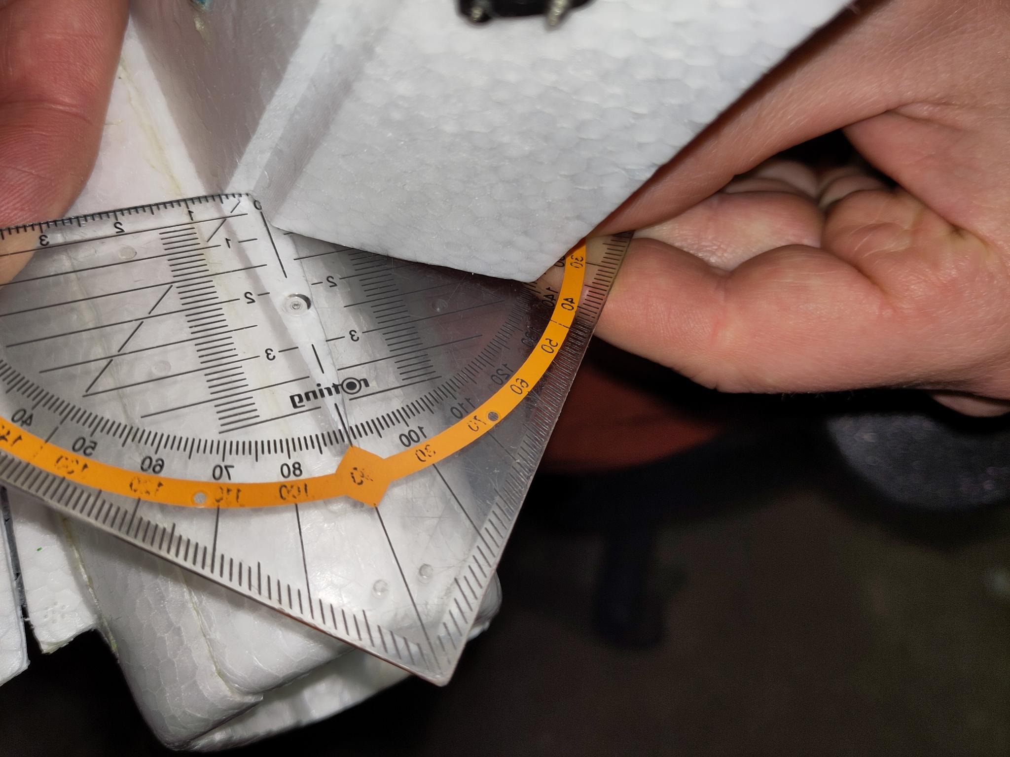 vtail_servo_mount_angles2.jpeg