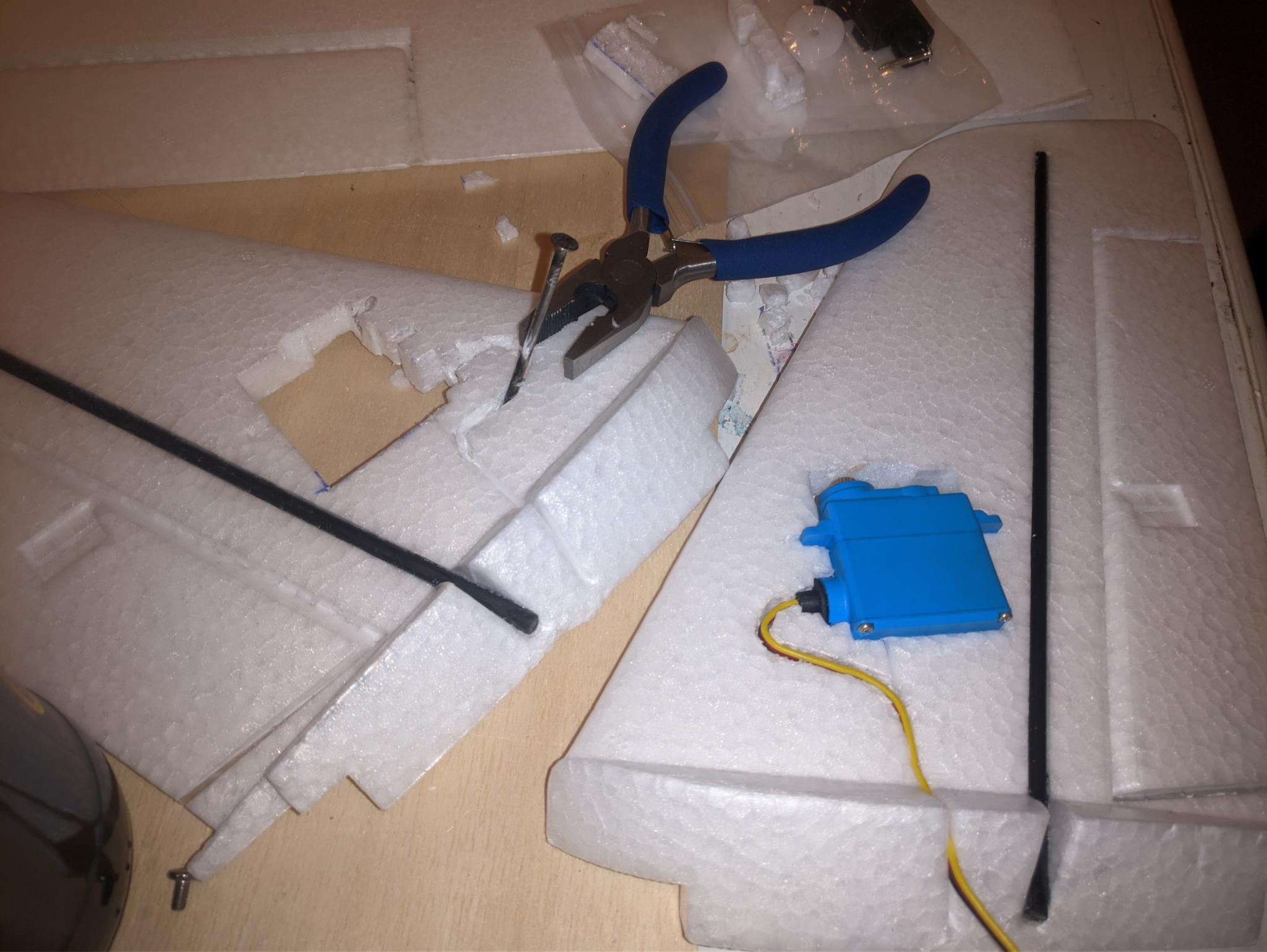 hot-nail-foam-cutting.jpeg